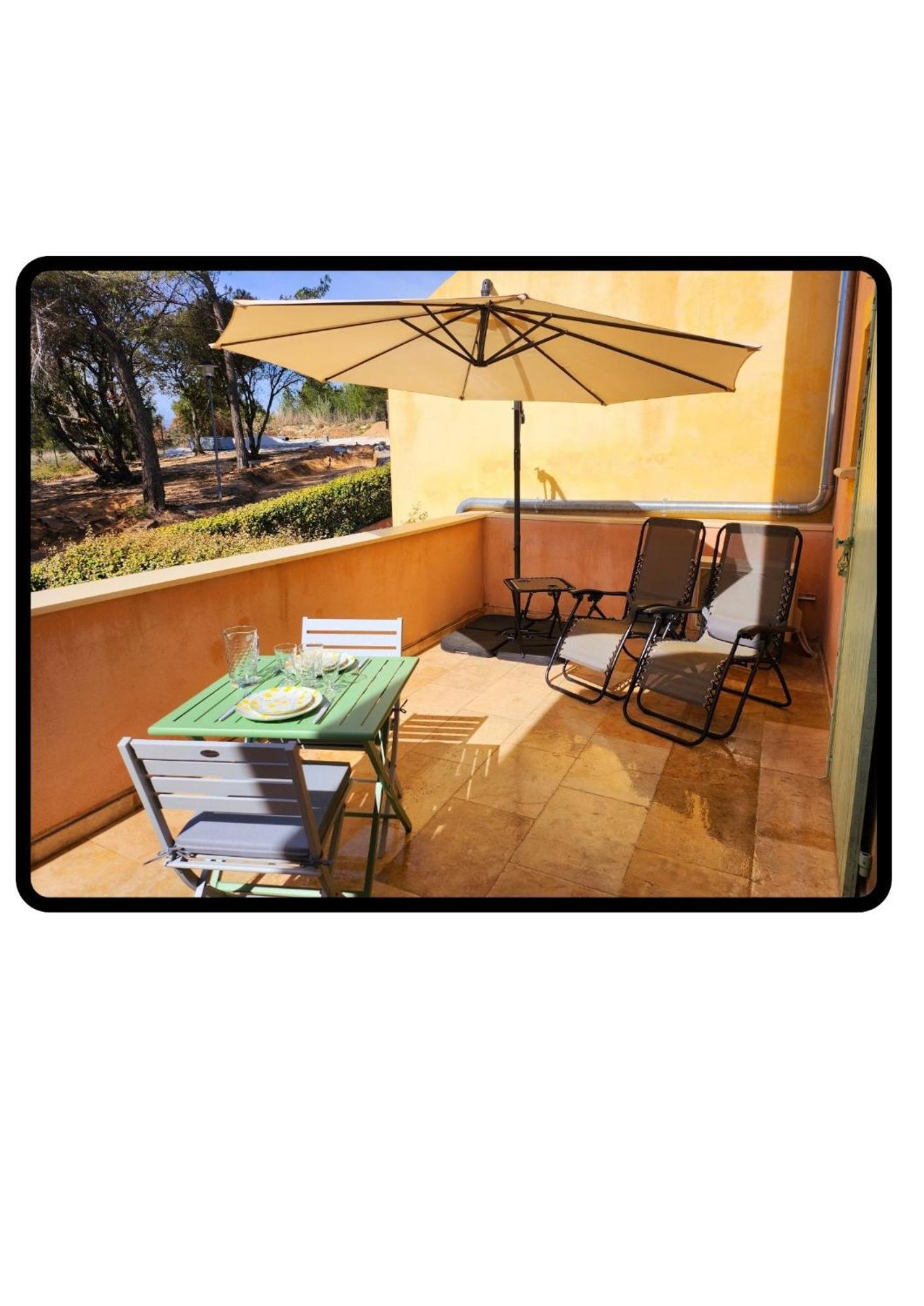 Appartement Roussillon Roussillon  Exterior photo